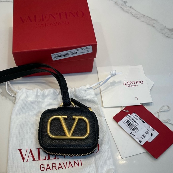 VALENTINO GARAVANI VLogo Calfskin Airpods Pro Case With Leather Strap - Picture 11 of 16